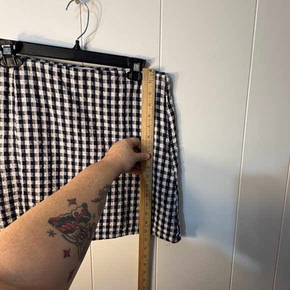 American Eagle Outfitters Navy and White Gingham Plaid Mini Skirt Size Large - Picture 6 of 8